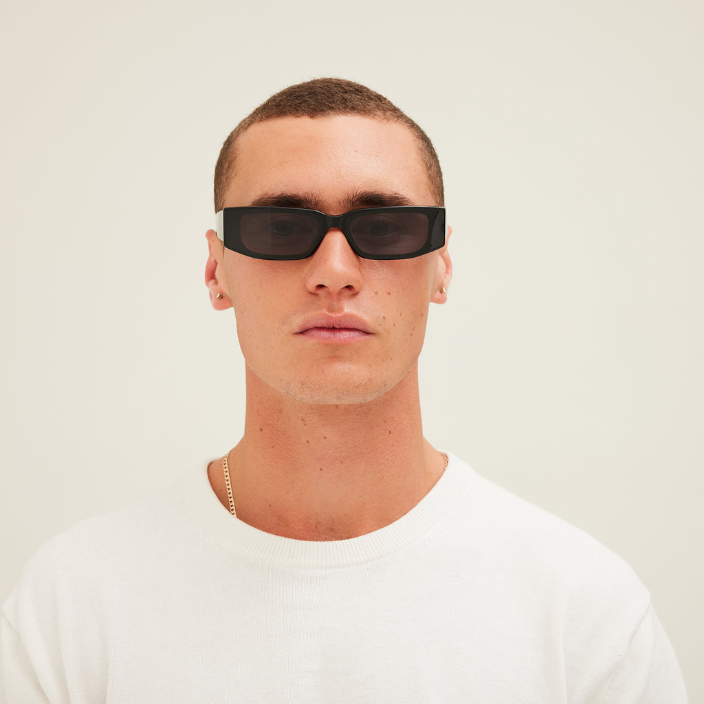 Endless : Black / Universe