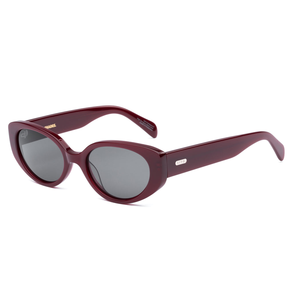 Aura : Milky Berry / Smokey Grey