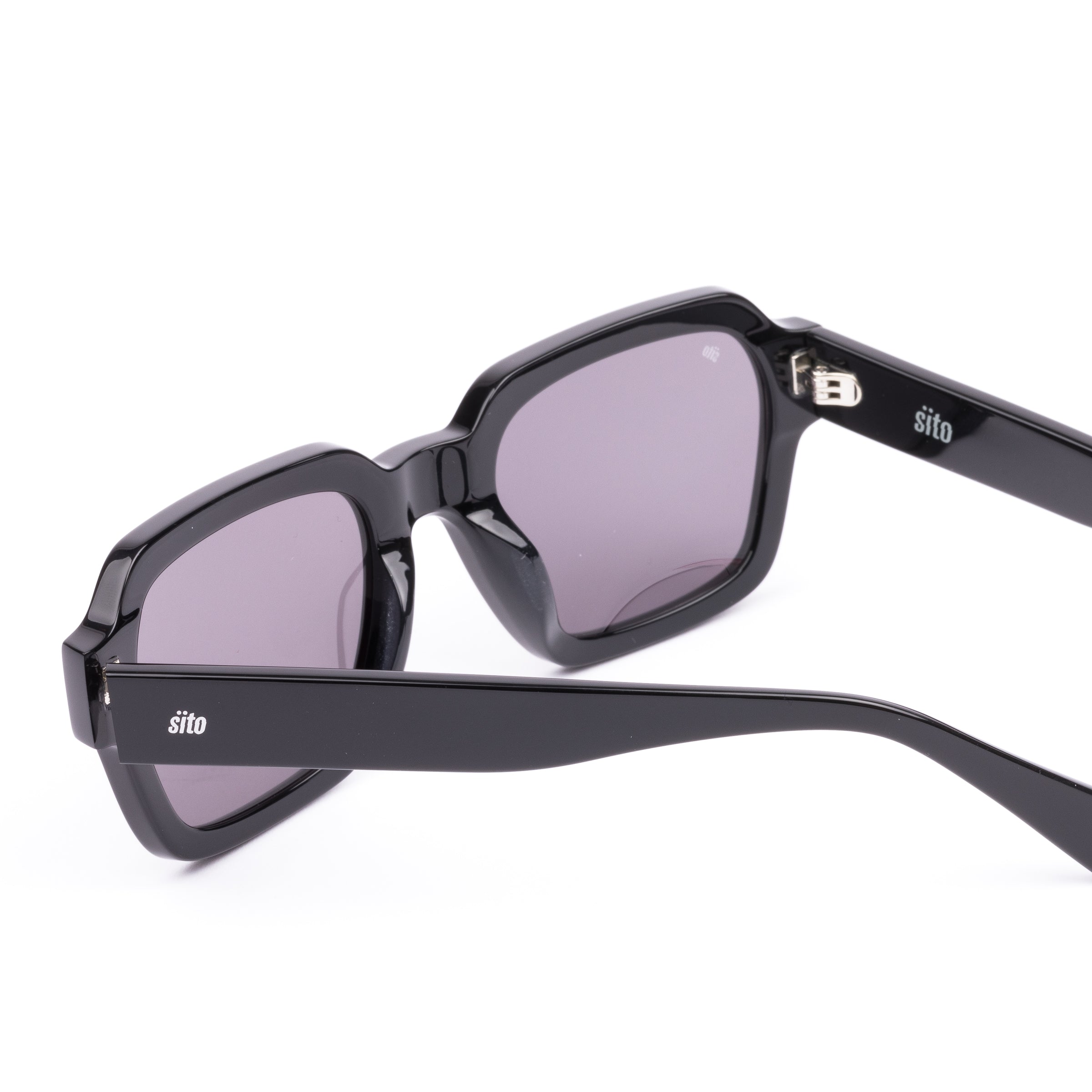 Leroy : Black / Smokey Grey