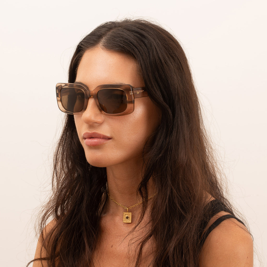 Indi : Biscotti / Brown Polar